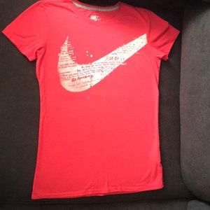 Nike Slim Fit Tee